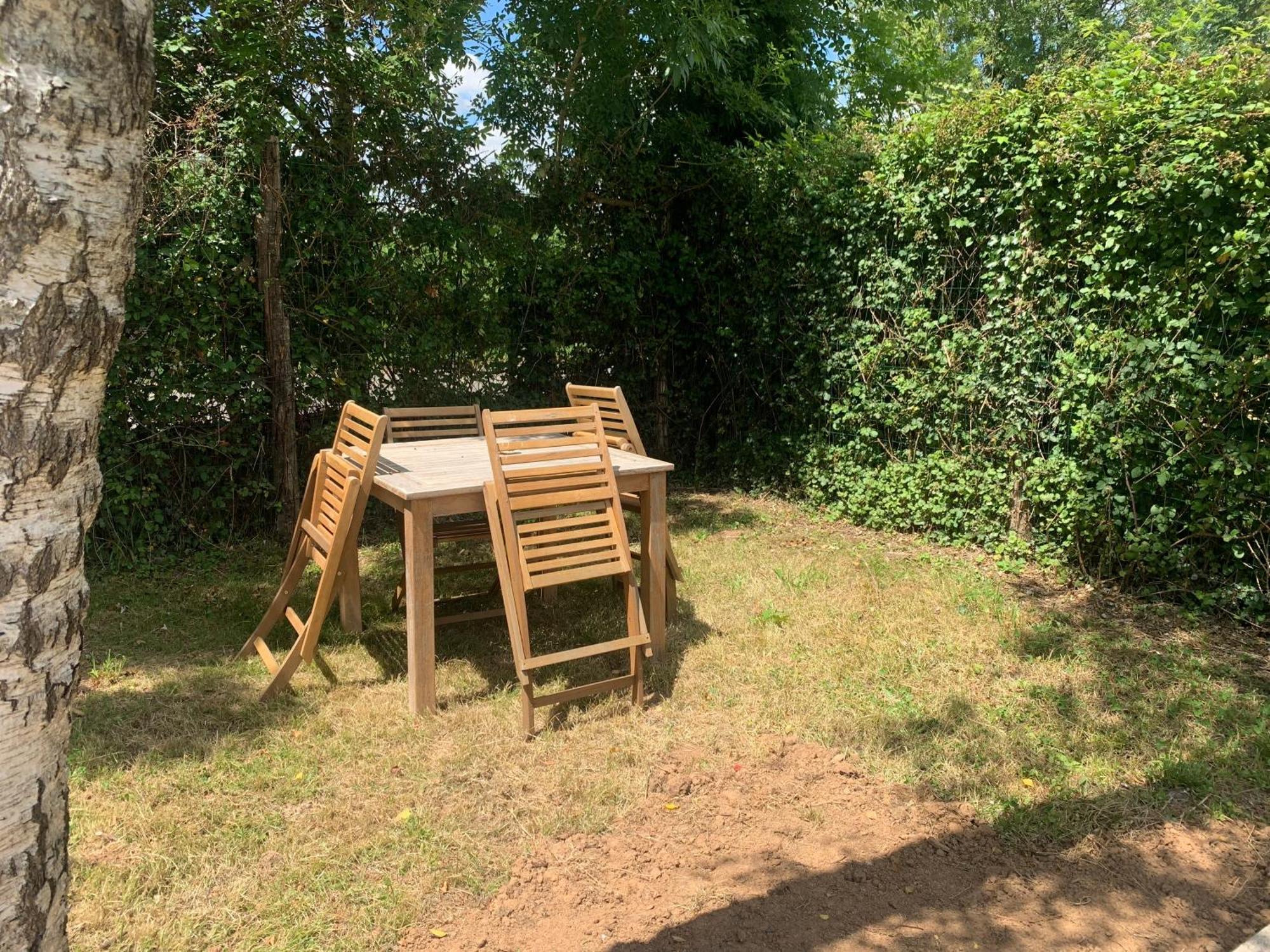 Une Chambre Au Calme En Gatine Deux-Sevrienne Vouhe  エクステリア 写真
